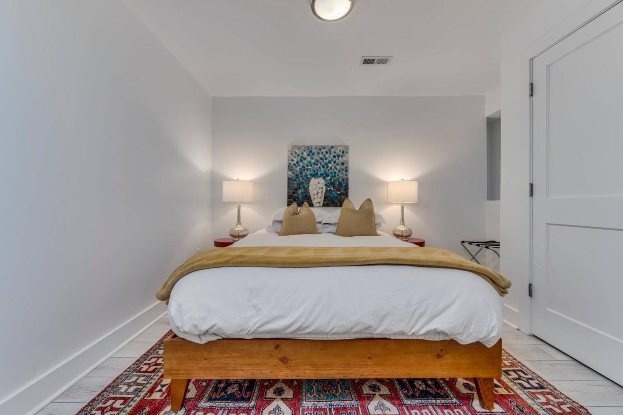 Charming 2bd1ba In Hip Area - Near Metro Apartment