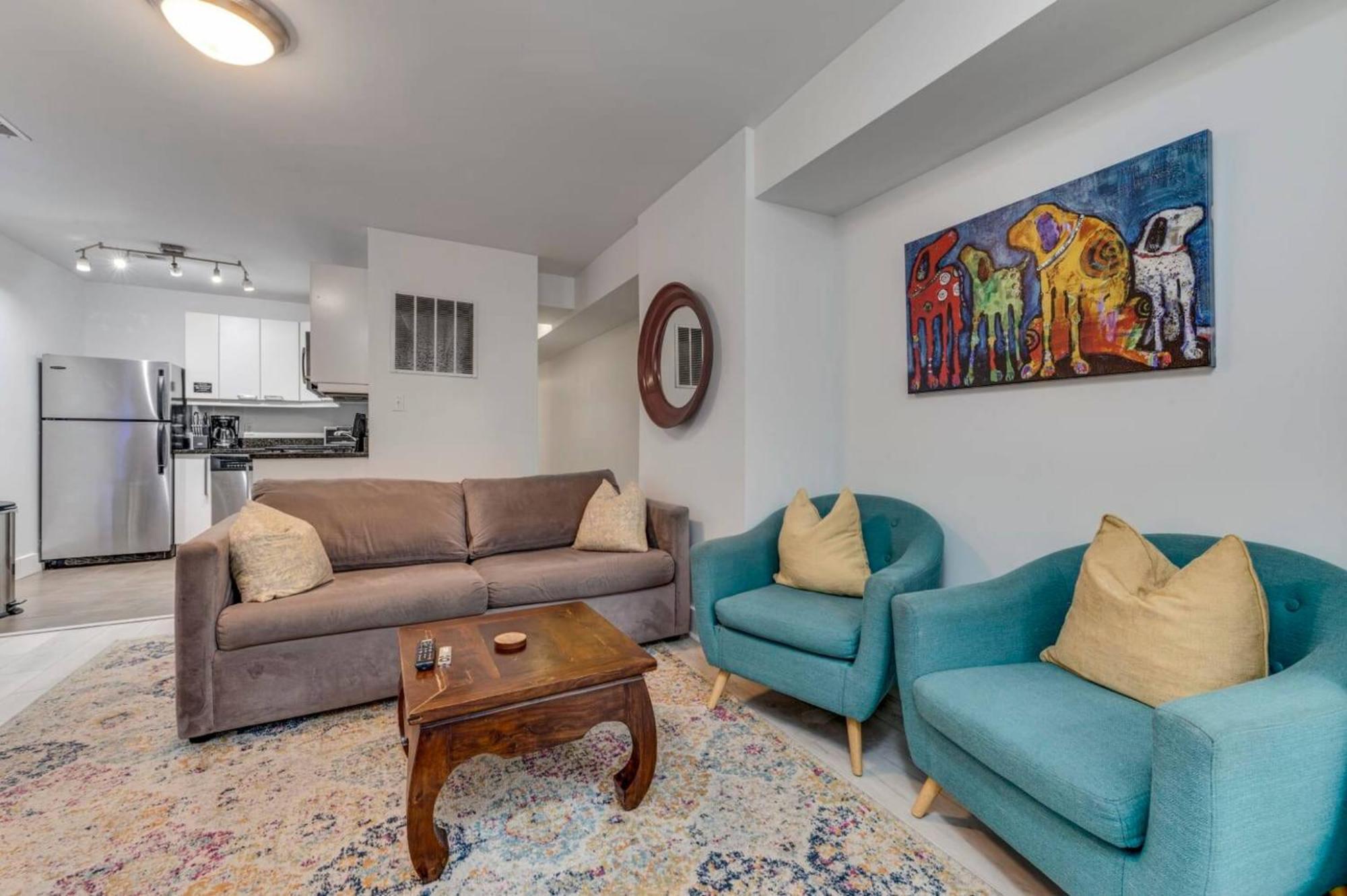 Charming 2bd1ba In Hip Area - Near Metro Washington