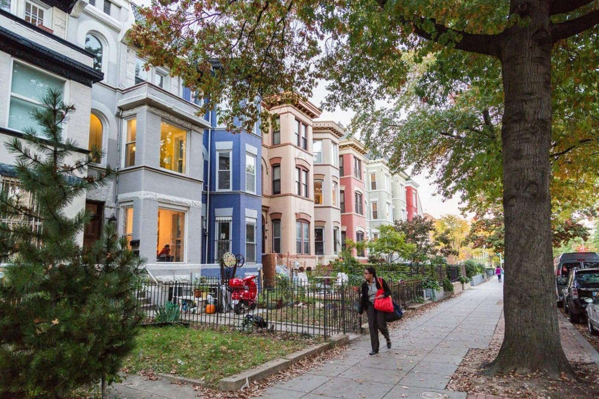 Charming 2bd1ba In Hip Area - Near Metro *