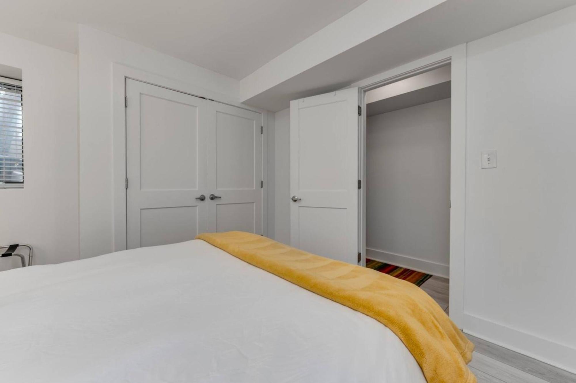 Charming 2bd1ba In Hip Area - Near Metro Washington