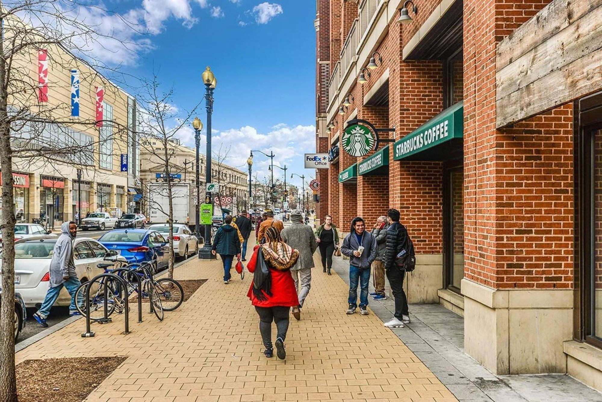 Apartment Charming 2bd1ba In Hip Area - Near Metro Washington